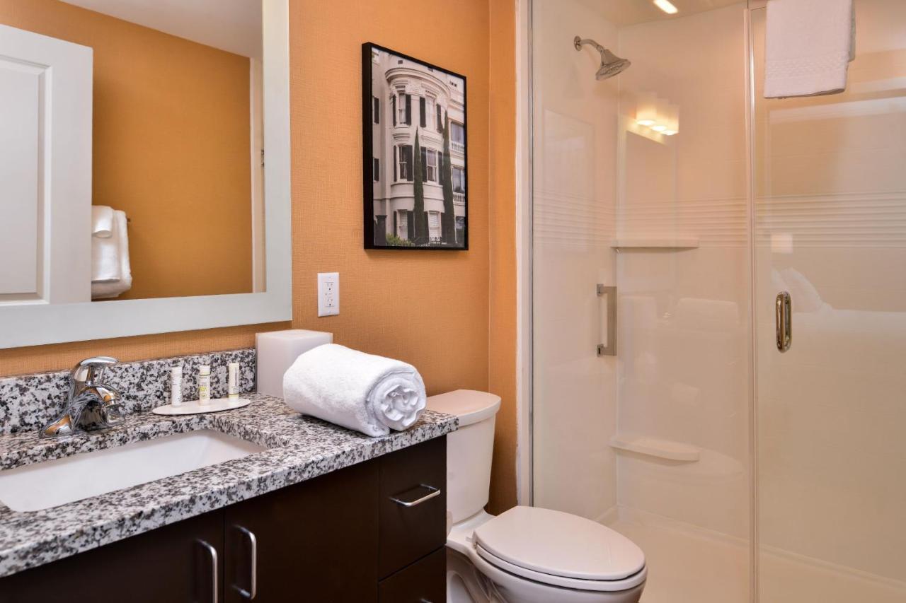 Towneplace Suites By Marriott Charleston-West Ashley Exteriör bild