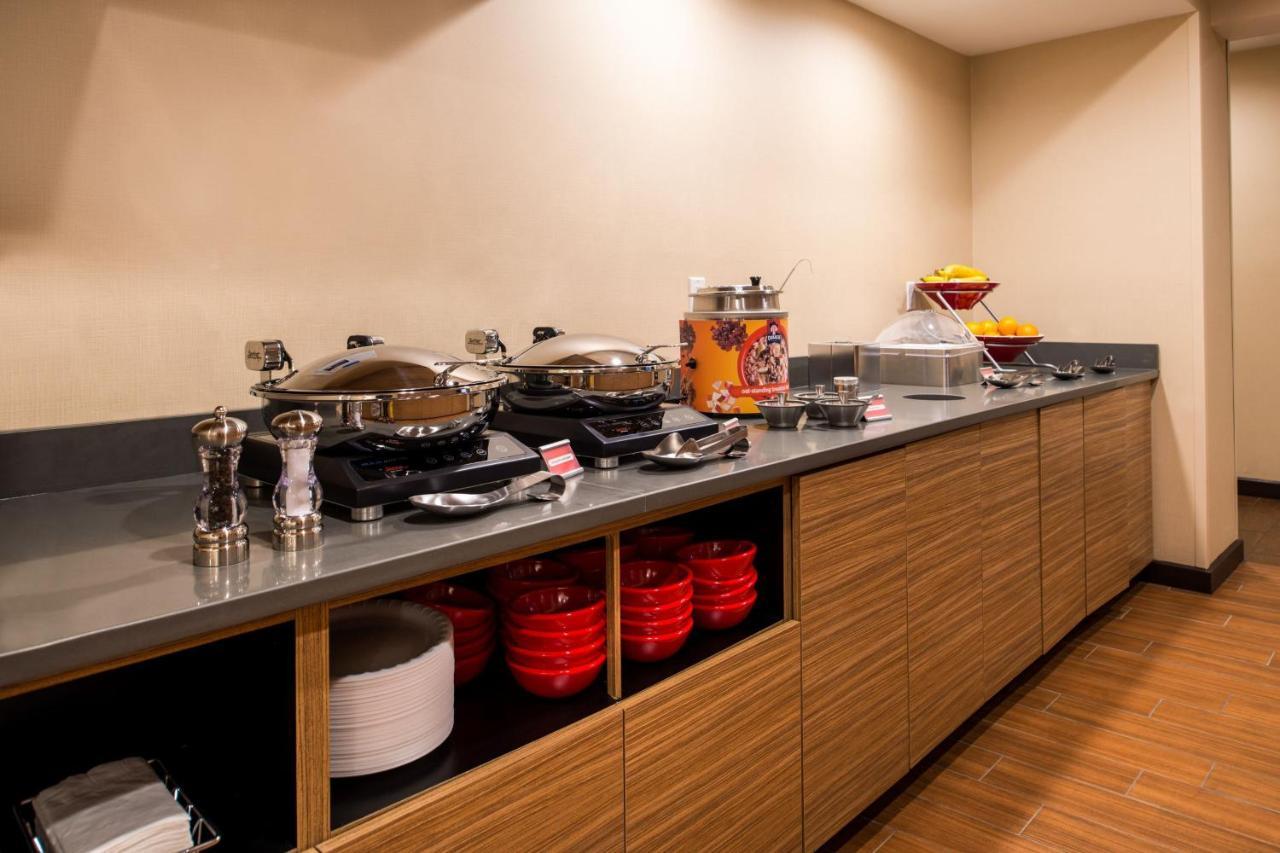 Towneplace Suites By Marriott Charleston-West Ashley Exteriör bild